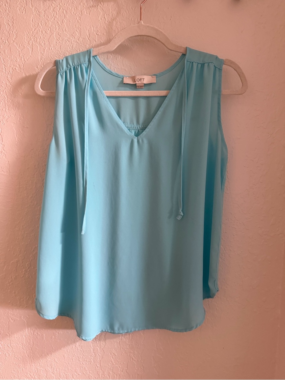 LOFT Aqua Blue Sleeveless Tie Neck Blouse – Size Small